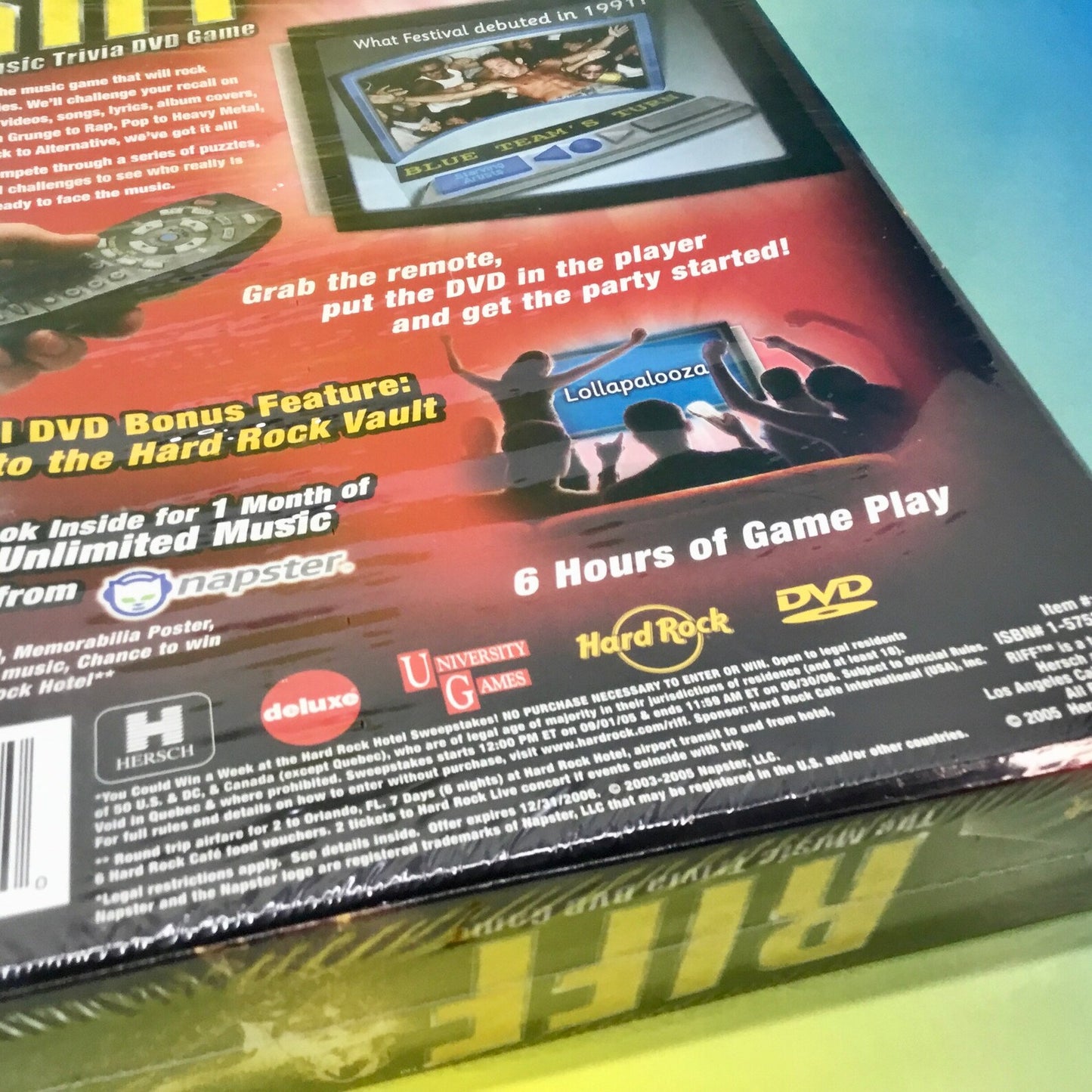 RARE VINTAGE 2005 UNIVERSITY GAMES HARD ROCK RIFF THE MUSIC TRIVIA DVD GAME WITH MEMORABILIA POSTER NEW SEALED
