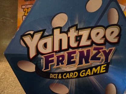 Brand New Hasbro Gaming Yahtzee Frenzy Dice &amp; Card Game Sealed 20 Dice 8+