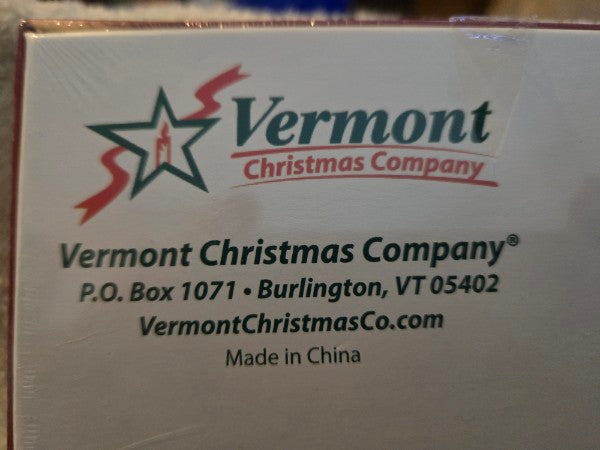 Vermont Christmas Company Christmas Pets 550 Pc Jigsaw Puzzle Dogs Cats Sealed