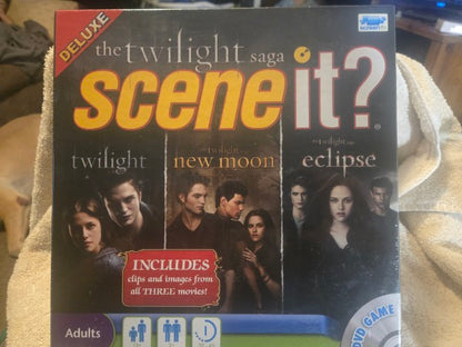 2010 Scene It? The Twilight Saga Deluxe DVD Board Game NEW Factory Sealed Mattel