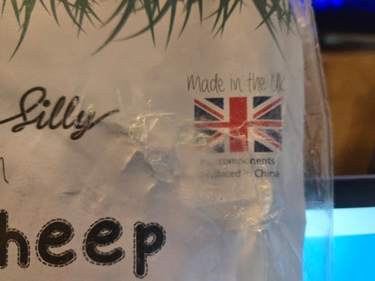 CRAFT YOURSELF SILLY... MAKE YOUR OWN PROGGY SHEEP CRAFT KIT FROM THE U.K. NEW SEALED