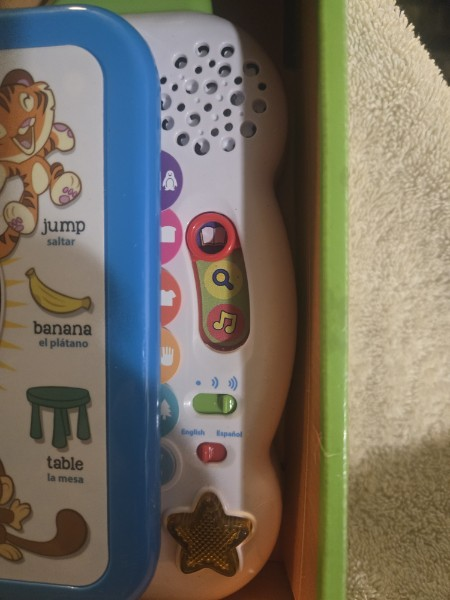 LeapFrog Learning Friends 100 Words Book -Bilingual (English/Spanish) New In Box