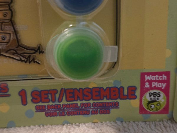 Arthur &amp; D.W. Paint Your Own Suncatcher Craft Set Lot of 2 PBS Kids Treehouse