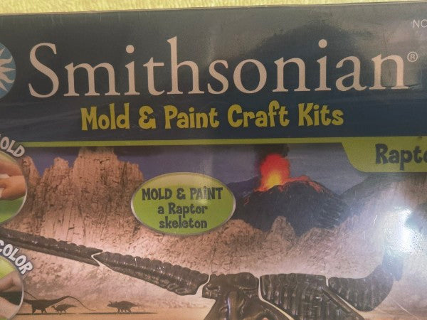 Smithsonian Raptor Skeleton Mold & Paint Craft Kit – New Sealed – Made in USA