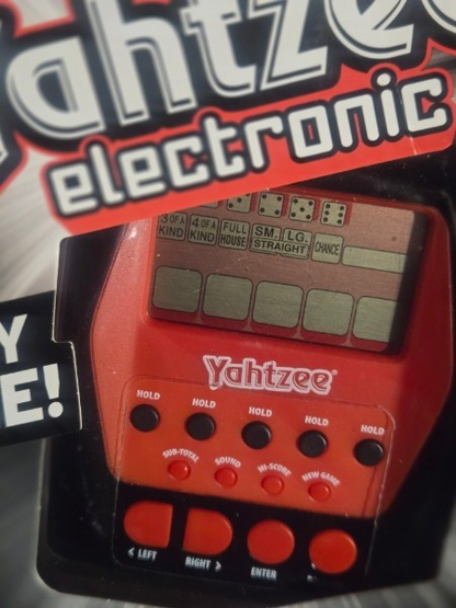 Yahtzee Electronic Hand-Held Portable Game Red & Black A2125 Hasbro 2012 New in box