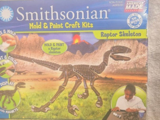 Smithsonian Raptor Skeleton Mold & Paint Craft Kit – New Sealed – Made in USA