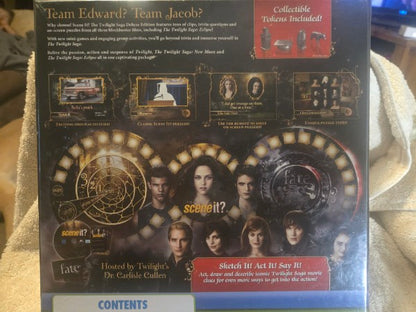2010 Scene It? The Twilight Saga Deluxe DVD Board Game NEW Factory Sealed Mattel