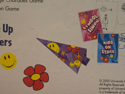 GROOVY PARTY CHEST. MAKE YOUR KIDS PARTY A HIT! 8 PARTY GAMES IN ONE BOX! NEW SEALED