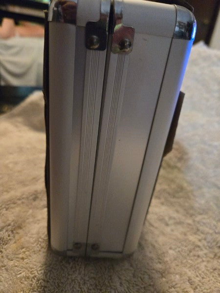 Deal or No Deal Card Game Collector's Metal Briefcase Edition Brand New Factory Sealed