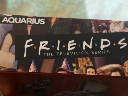 Friends Central Perk 2-Sided Shaped Jigsaw Puzzle 600 Pieces Aquarius New Sealed