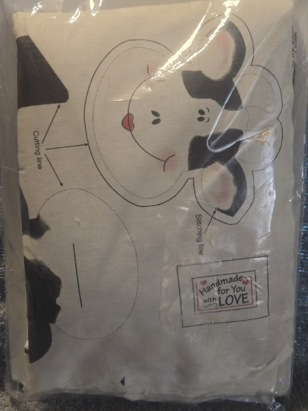 Vtg Dimensions Cotton Paws Handcrafted Collectibles Belle (Cow) 62119 Sewing Kit