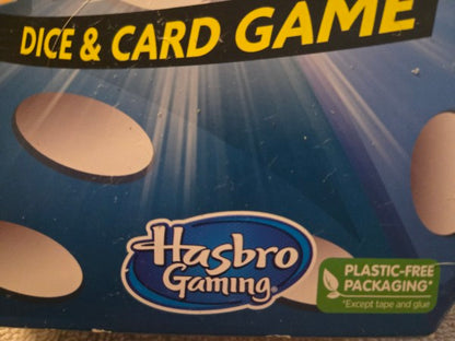 Brand New Hasbro Gaming Yahtzee Frenzy Dice &amp; Card Game Sealed 20 Dice 8+